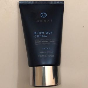 Monat Blow Out Cream